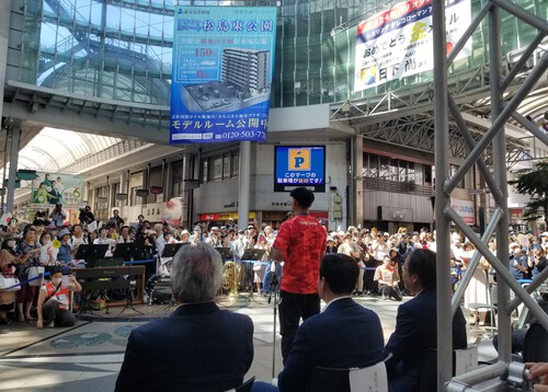 日下尚選手の凱旋パレードに行った。 日下尚選手の凱旋パレードに行った。