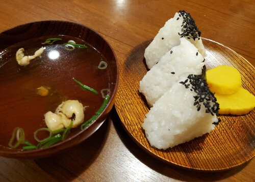 たまに食べたくなる「一鶴」の骨付鳥 たまに食べたくなる「一鶴」の骨付鳥