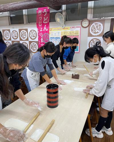 湯だめうどんは、孫が打ったうどん 湯だめうどんは、孫が打ったうどん