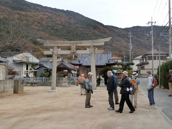 今回の屋島登山は、四輪駆動 今回の屋島登山は、四輪駆動