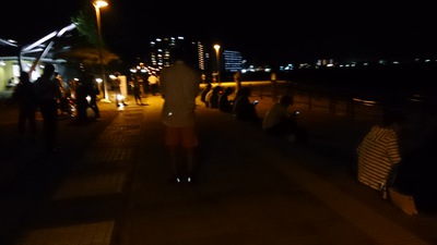 「ポケGO」でサンポートが賑わっていた。 「ポケGO」でサンポートが賑わっていた。