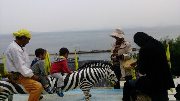 高見島へ行く。