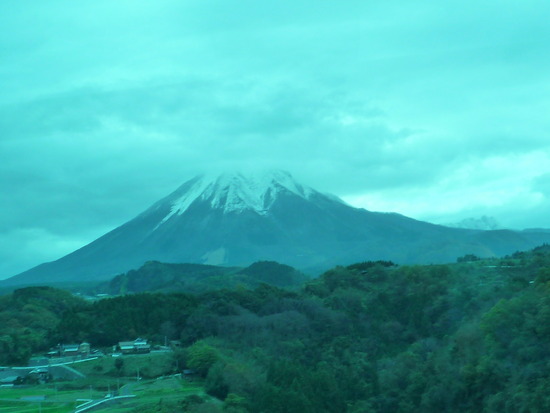 車窓から・・・裏大山遠望