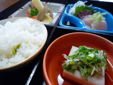お部屋ランチに大満足