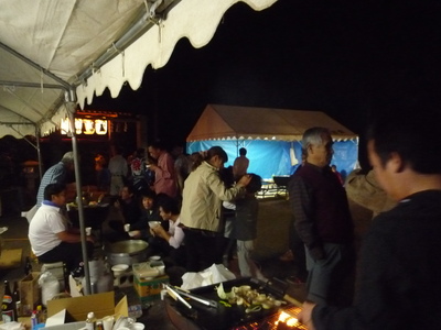 小さな神社の小さなお祭り、宵祭り