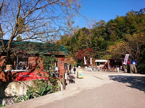 白鳥動物園 ~ 香川のてぶくろ資料館 白鳥動物園 ~ 香川のてぶくろ資料館