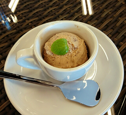 カフェ BAGUS.(バグース) オープン カフェ BAGUS.(バグース) オープン