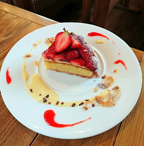 cafe 歩笑(ぽえむ) cafe 歩笑(ぽえむ)
