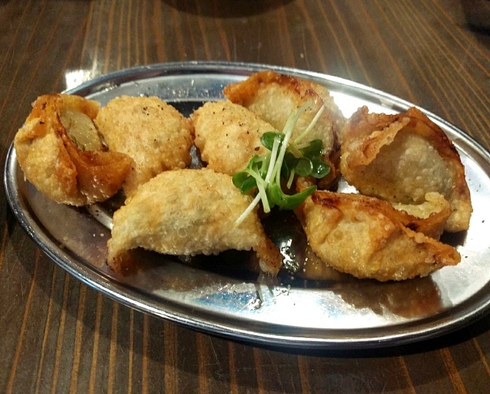 うたづ餃子 うたづ餃子
