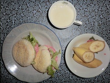 朝ごはん・・・・ 朝ごはん・・・・