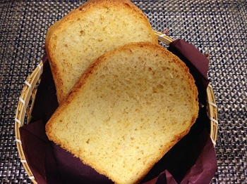 HBで作る薄力粉パン HBで作る薄力粉パン