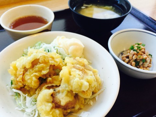 セルフのごはん屋さんでお昼ごはん セルフのごはん屋さんでお昼ごはん