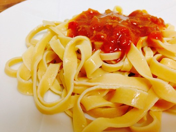 おもちゃみたいなパスタマシーン おもちゃみたいなパスタマシーン