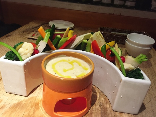 ガブ飲みワインと地中海ビストロ・tanger ガブ飲みワインと地中海ビストロ・tanger