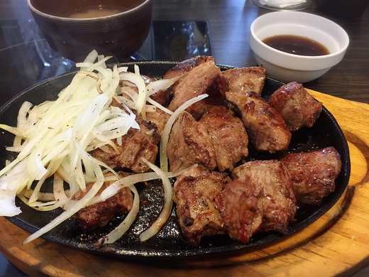 肉肉しいお昼ご飯 肉肉しいお昼ご飯