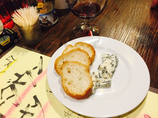 高松・ワインを立ち飲みで 高松・ワインを立ち飲みで