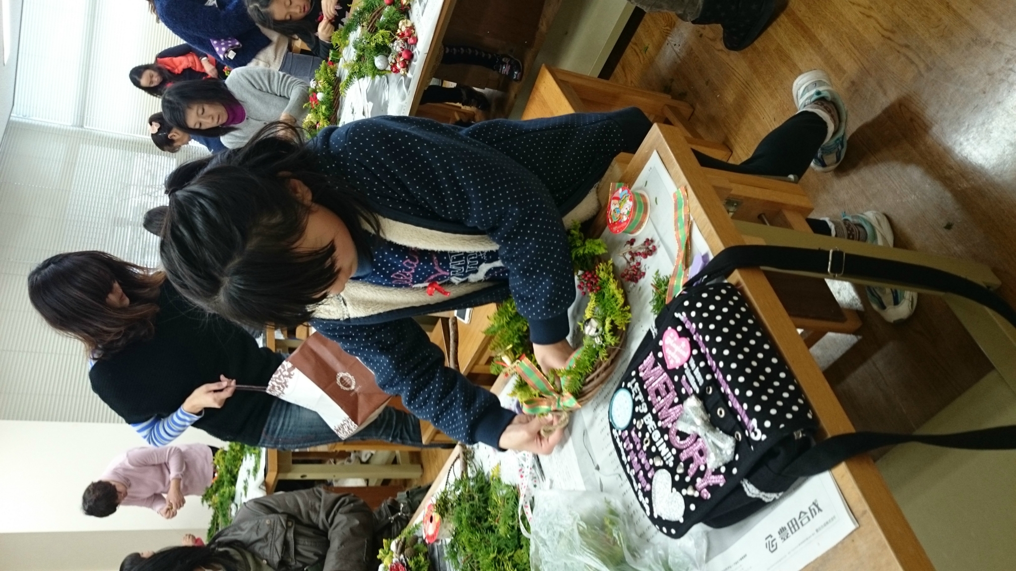 くりりんアートでステキなクリスマスリース くりりんアートでステキなクリスマスリース