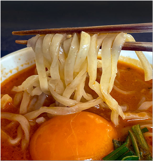 アイランド食品 銘店伝説 拉麺ひらり