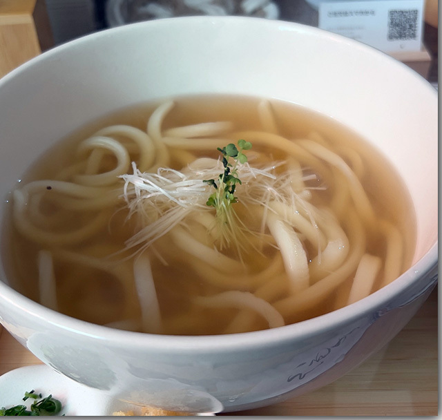 讃岐うどん 弥栄