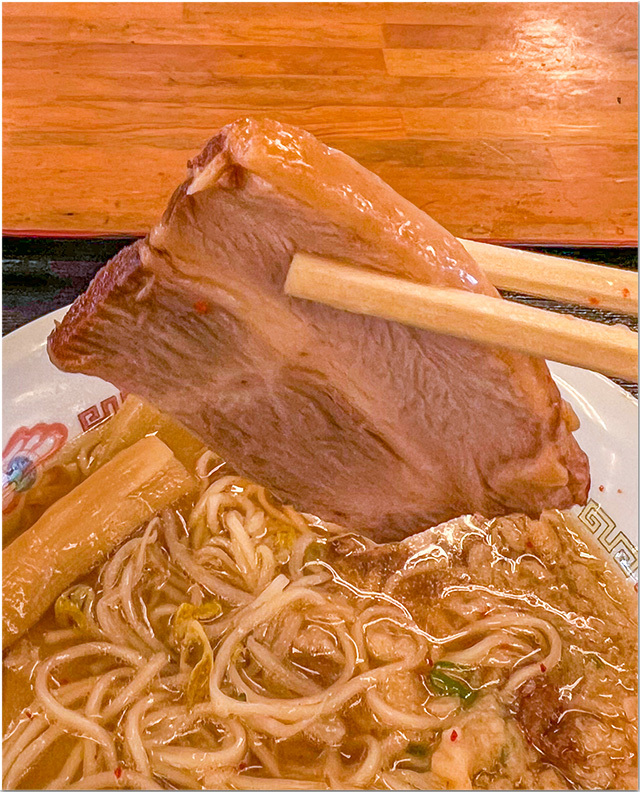 380円中華そば かすが町市場