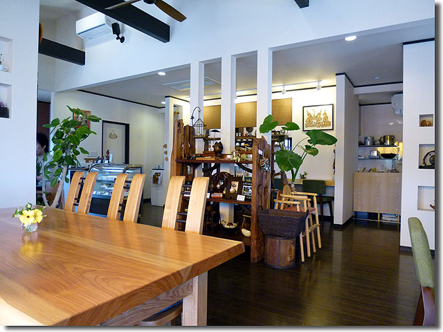 LUCAS cafe ルーカスカフェ
