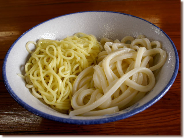 わたしの街の℃美人を発見!!@馬渕うどん