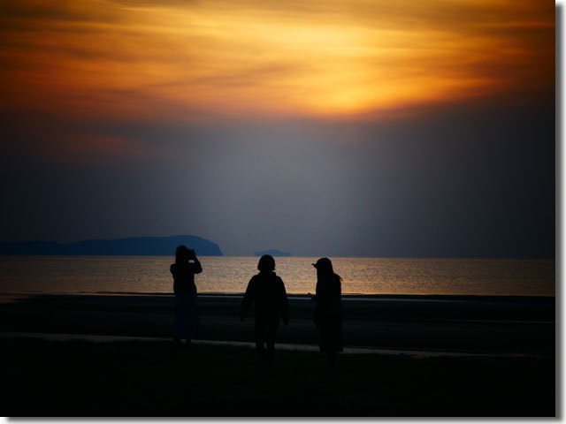 仁尾の父母ヶ浜の夕日