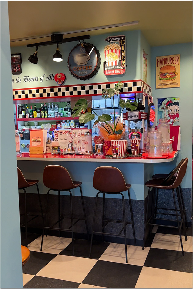 Ohana Diner Cafe オハナ ダイナー カフェ