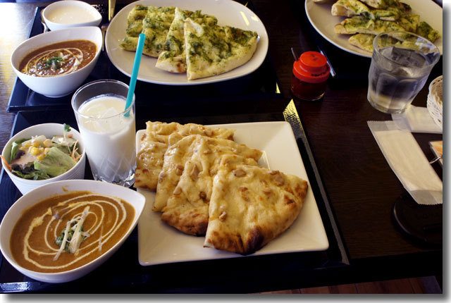 チキンチーズナンランチ@パフナキッチン