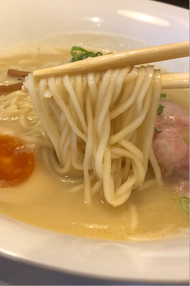 ハルオ サンタダ ラーメン