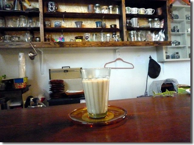 ブックカフェ・ソロー book cafe solow