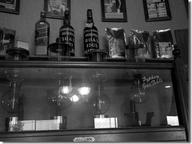 SUNNY ROOT COFFEE 店内の雰囲気