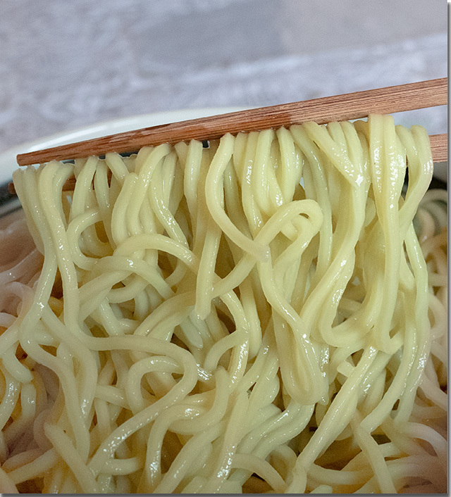 茶ざるうどん