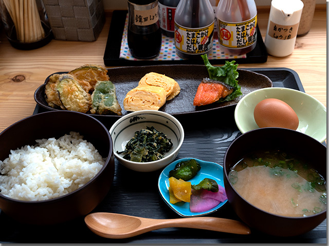 丸福醤油をTKGのお店で試す