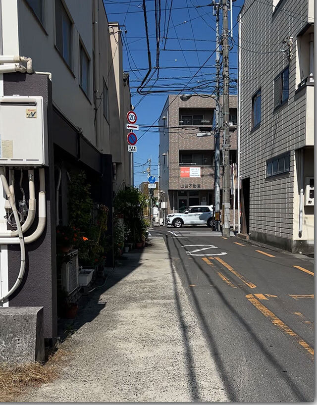 上田うどん ことでん太田駅前
