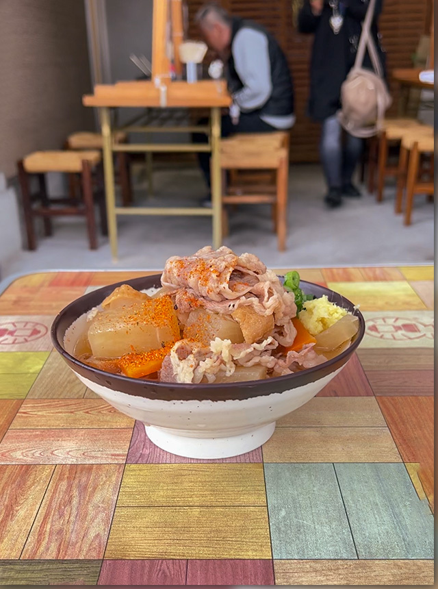 牛肉しっぽくうどん 上田製麺所
