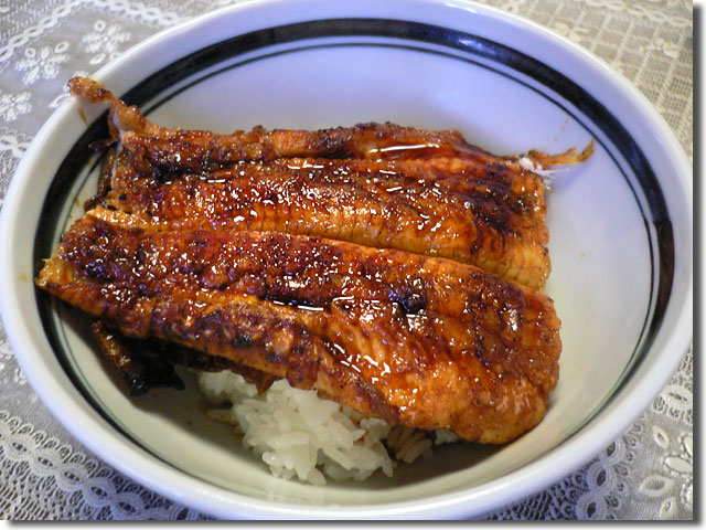 製麺所タイプのうなぎ屋