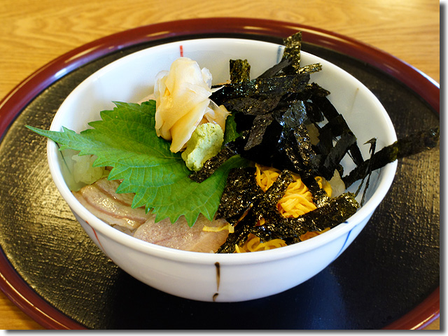 本マグロ炙り丼@魚神