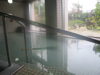 温泉に菖蒲浮かべたらどうかいの