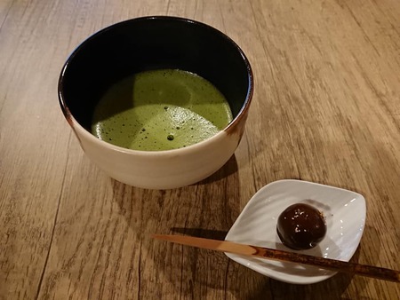 火曜日の茶室る庵 来週は水曜日です。 火曜日の茶室る庵 来週は水曜日です。