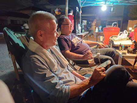洲崎寺前のシニア席 洲崎寺前のシニア席