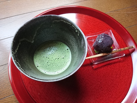 茶碗「山」 萩焼きのこと 茶碗「山」 萩焼きのこと