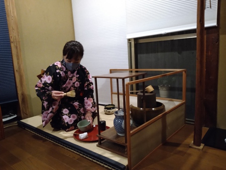 「関」そして 6月のこと【木曜日の茶室る庵 4/22 記録】 「関」そして 6月のこと【木曜日の茶室る庵 4/22 記録】
