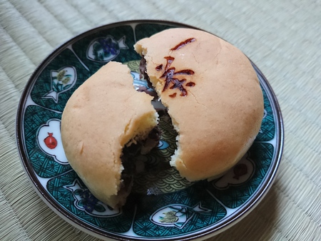 【茶室る庵】高田一ぷく堂「一茶」をいただきながら「一茶」を思う 【茶室る庵】高田一ぷく堂「一茶」をいただきながら「一茶」を思う