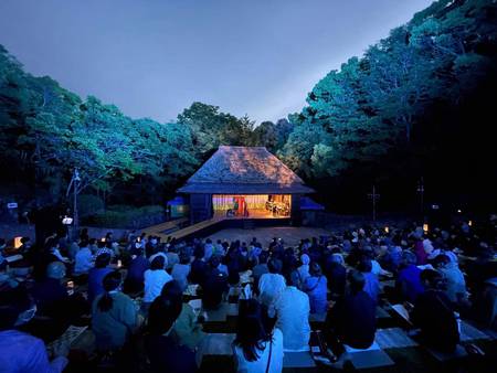 オペラ「二人奥方」&仕事唄 at 四国村農村舞台 オペラ「二人奥方」&仕事唄 at 四国村農村舞台