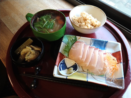 叙情的なひとは ときに残酷 叙情的なひとは ときに残酷