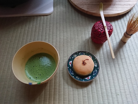 【茶室る庵】高田一ぷく堂「一茶」をいただきながら「一茶」を思う 【茶室る庵】高田一ぷく堂「一茶」をいただきながら「一茶」を思う
