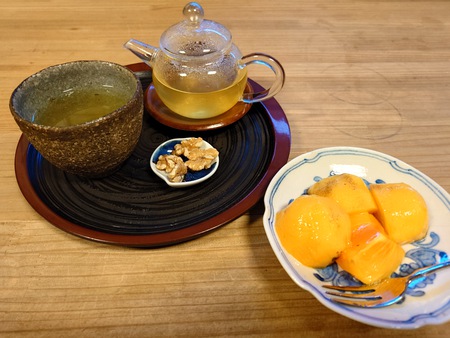 朝「現代茶人考」読了 朝「現代茶人考」読了