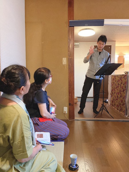 【茶室る庵】古楽器トラヴェルソ奏者の #柴田俊幸 くんのデリバリー演奏付きのお茶会。 【茶室る庵】古楽器トラヴェルソ奏者の #柴田俊幸 くんのデリバリー演奏付きのお茶会。