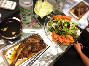 一鶴大好きな2人 ★ お昼ごはん事情 一鶴大好きな2人 ★ お昼ごはん事情